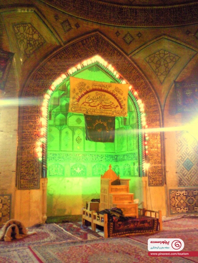 سفرنامهی یک آلمانی در اصفهان - منبر مسجد حکیم
