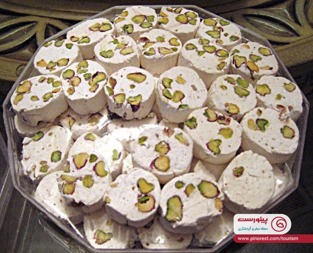 سفرنامهی یک آلمانی در اصفهان - گز اصفهان