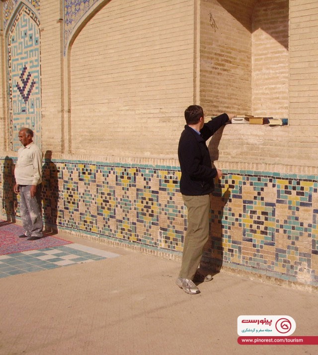 سفرنامهی یک آلمانی در اصفهان - بازدید از داخل مسجد
