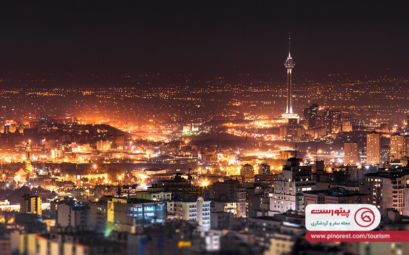 بام تهران در شب