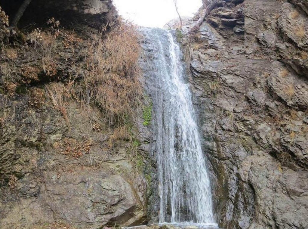 آبشار کارا