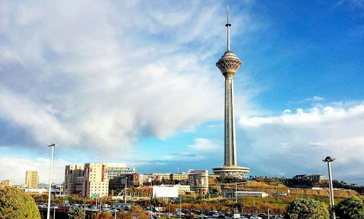 برج میلاد بلندترین آسمان خراش تهران و ششمین برج بلند مخابراتی جهان