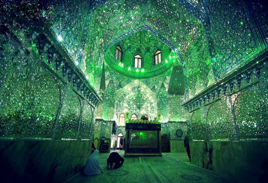 آینه‌کاری 