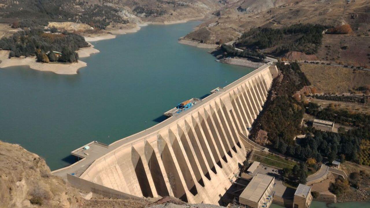 سد دز ؛ آشنایی با یکی از عظیم‌ترین سدهای ایران