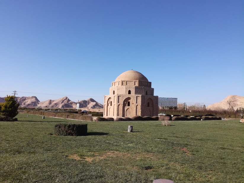 گنبد جبلیه؛ بنای ۸ضلعی 