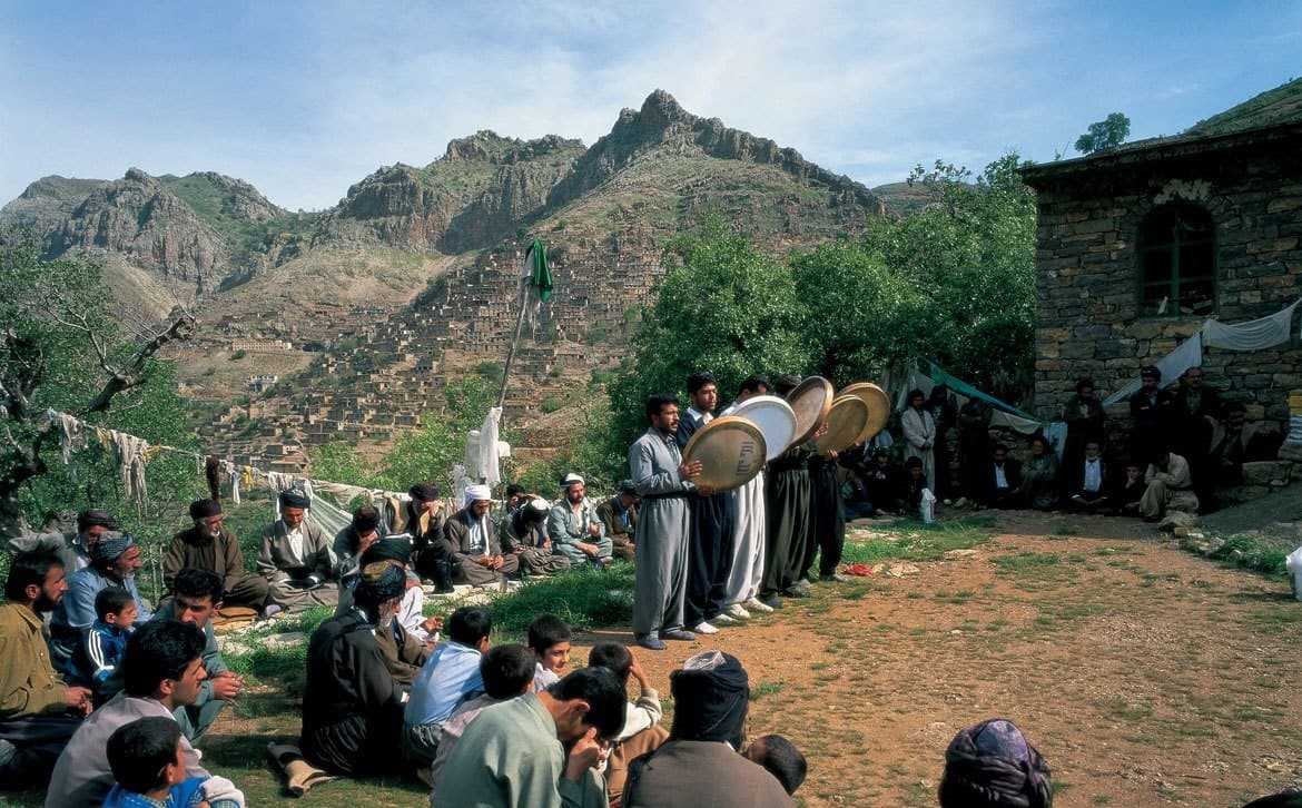مراسم جشن مقبره پیر شالیار