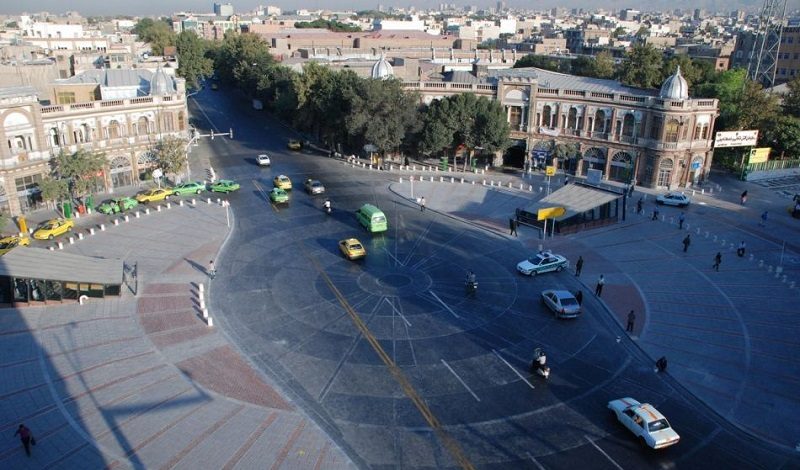 میدان حسن آباد