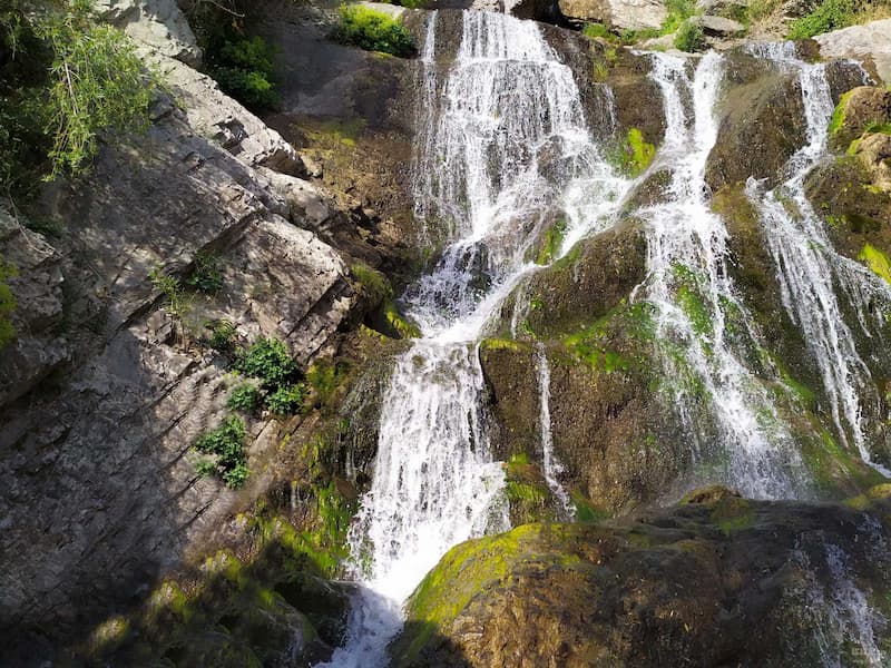 آبشار روستای تالون نزدیک روستای سنگان