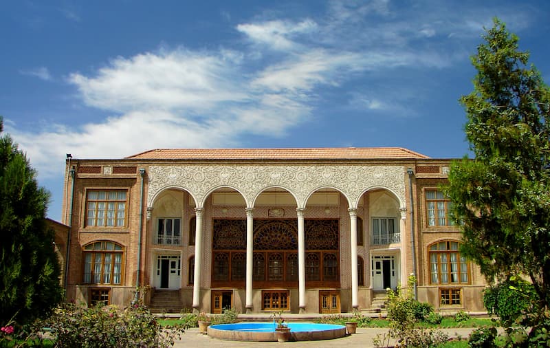 خانه تاریخی بهنام ؛‌ رنگ و نور در خانه‌ای قجری