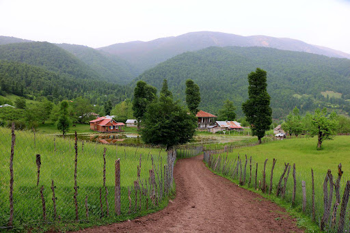روستای استخرگاه