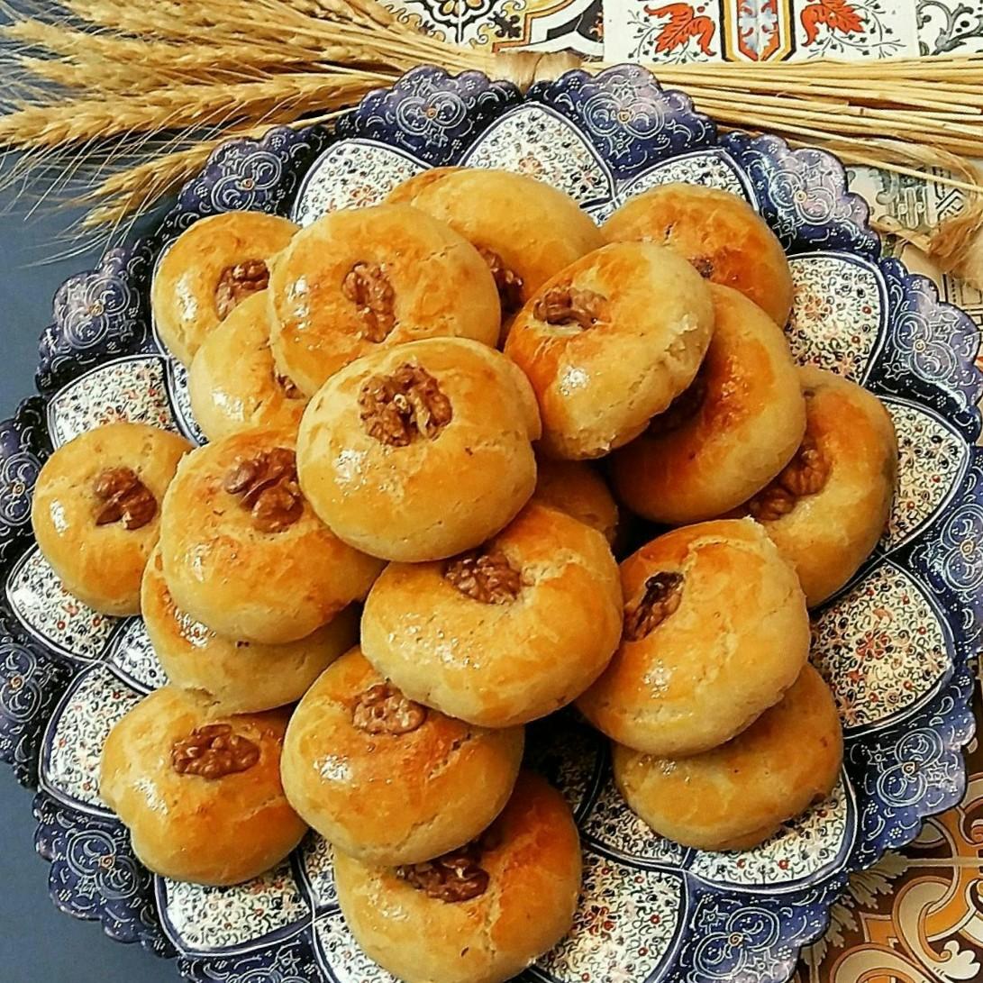 نان خرمایی سوغات کرمانشاه