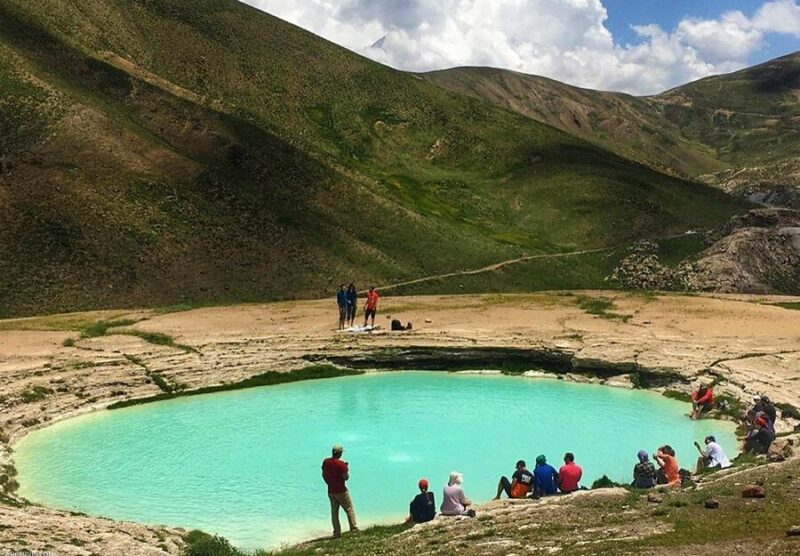 چشمه دیو آسیاب جایی بین تهران و مازندران