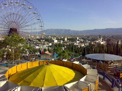 لونا پارک شیراز