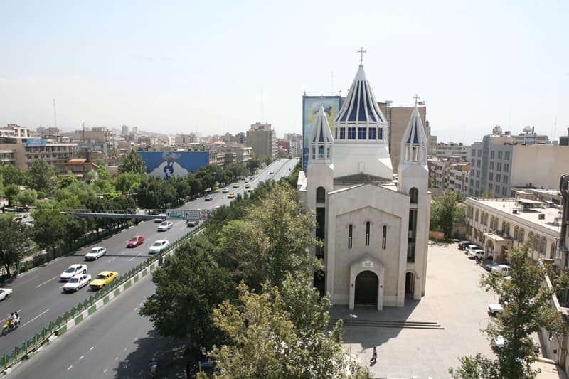 کلیسای سرکیس مقدس ؛ بزرگ‌ترین کلیسای پایتخت
