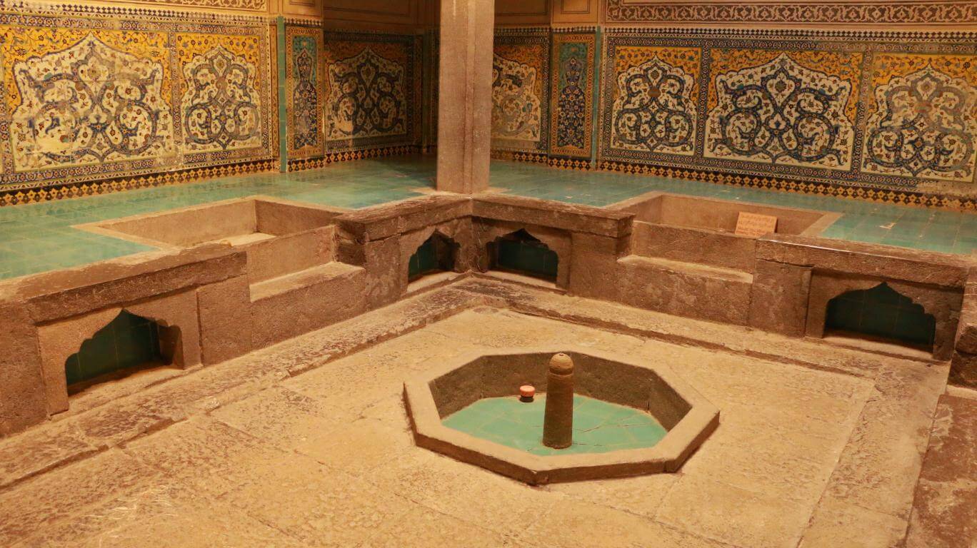 حمام علی قلی آقا
