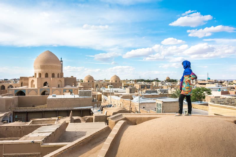 چه طور تنها سفر کنیم؟