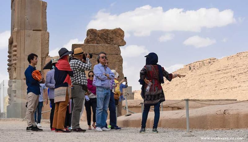 سفر تنهایی با تور