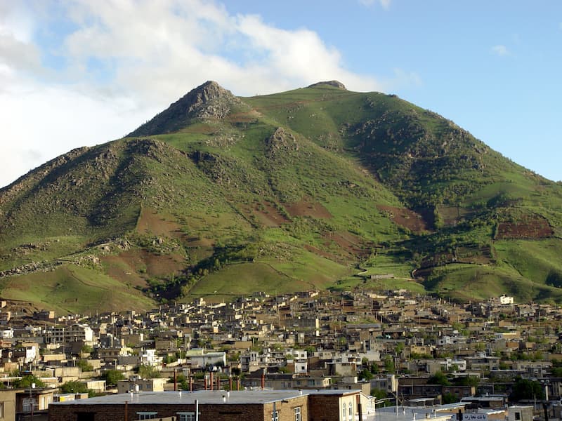 بانه ؛ خرید ارزان در شهر تجاری غرب ایران   
