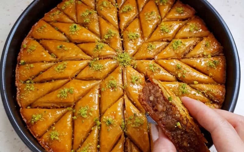 باقلوا ترکی در اردبیل