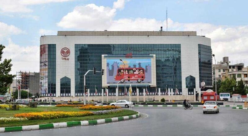 مرکز خرید پروما ؛ یکی از پاساژهای مدرن مشهد