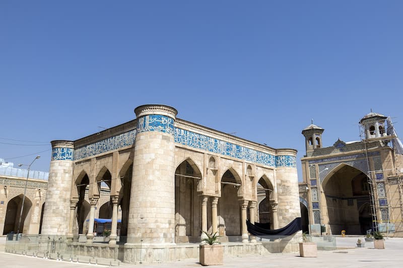 مسجد جامع عتیق شیراز نزدیک مسجد نصیرالملک