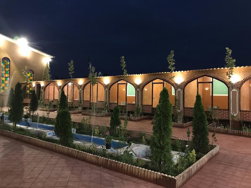 رستوران سنتی عباسی