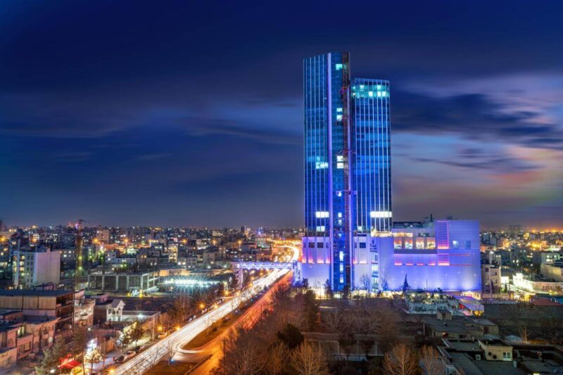 معرفی کامل معروف‌ترین مراکز خرید مشهد