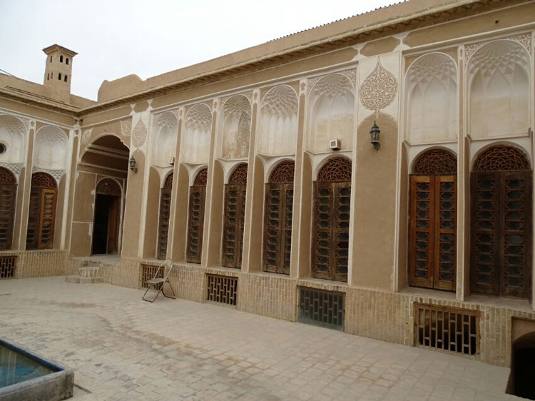 خانه عربزادهها
