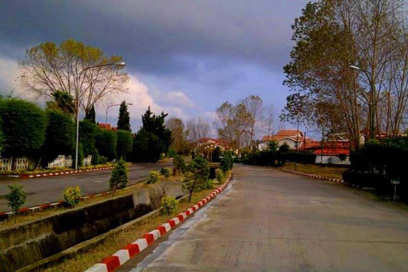 امکانات دهکده ساحلی انزلی