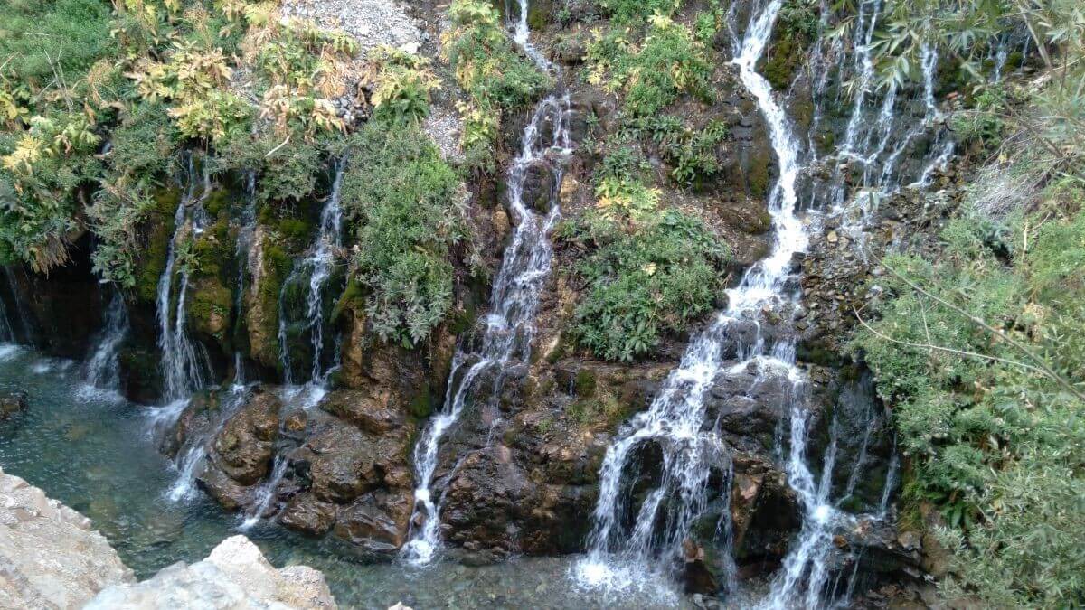 آبشار هفت چشمه 