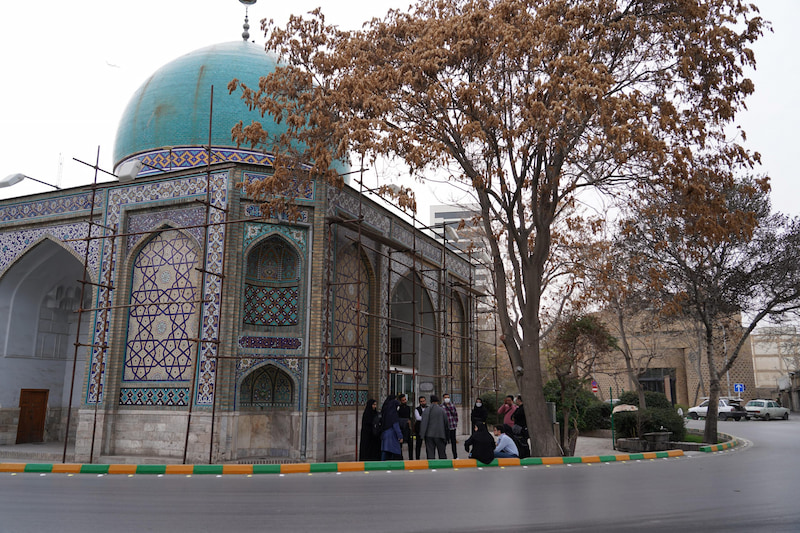 گنبد سبز مشهد چرا معروف است