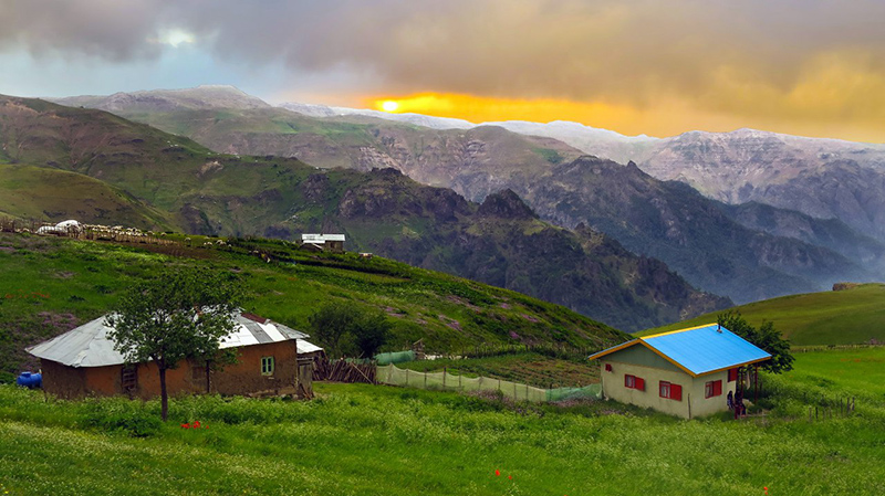 ییلاق سوباتان نزدیک شکردشت است.