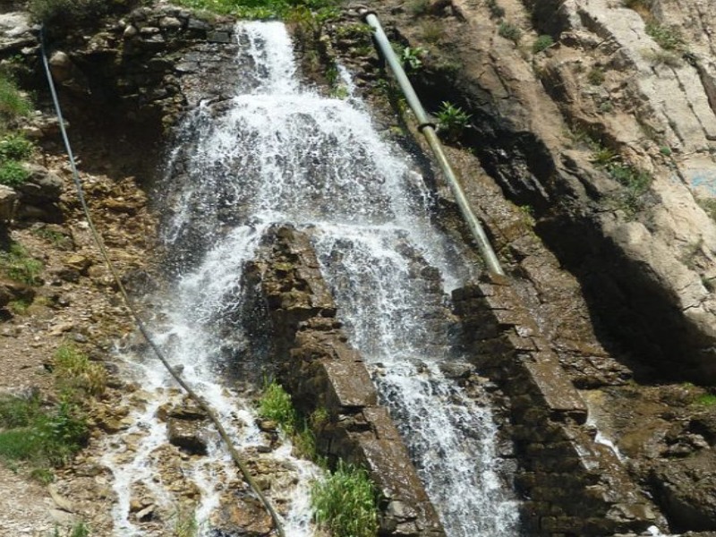 آبشار قلعه دختر